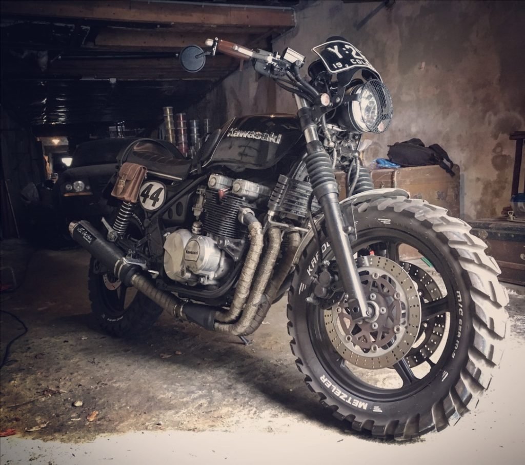 Kawasaki w stylu cruiser przygotowane do jazdy